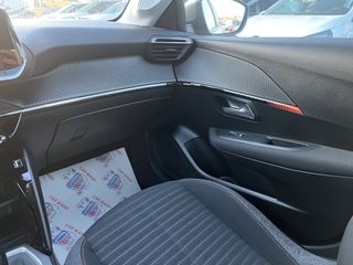 Peugeot 208 2021-thumb-16
