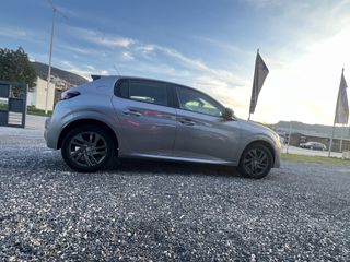 Peugeot 208 2021-thumb-3