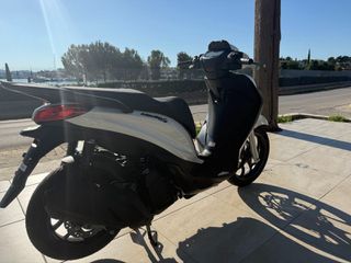 Piaggio Medley 125 2025 MEDLEY S-thumb-1