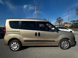 Fiat Doblo 2010-thumb-3