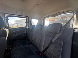 Fiat Doblo 2010-thumb-6
