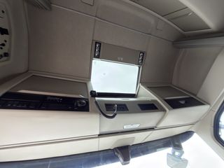 Volvo 2019 FH 500 retarder edition-thumb-15