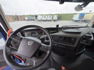 Volvo 2019 FH 500 retarder edition-thumb-18