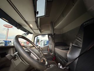Volvo 2019 FH 500 retarder edition-thumb-31