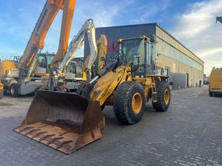 Φορτωτής Με Λάστιχα CAT 2007 930 G