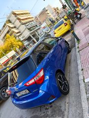 Toyota Yaris 2018 BI-TONE-thumb-4