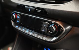 Hyundai i 30 2020 N LINE NAVI CAMERA LED FULL EXTRA-thumb-23