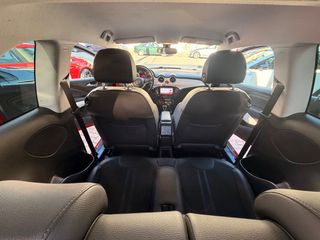 Opel Adam 2015-thumb-18