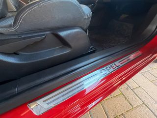 Opel Adam 2015-thumb-21