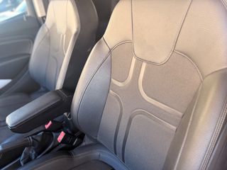 Opel Adam 2015-thumb-27