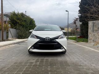 Toyota Aygo 2018 1.0 X-PLAY TOUCH