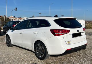 Kia Ceed / cee'd Sportswagon 2017 GT LINE-thumb-5