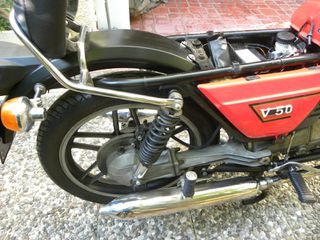 Moto Guzzi V 50 1979 II-thumb-10