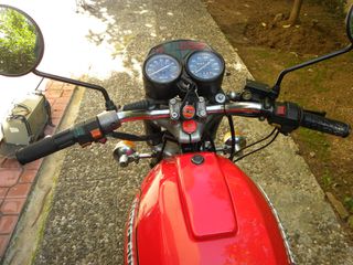 Moto Guzzi V 50 1979 II-thumb-11