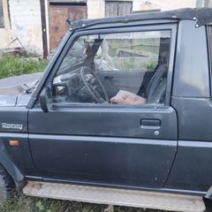 Daihatsu Rocky/Fourtrak 1993-thumb-3