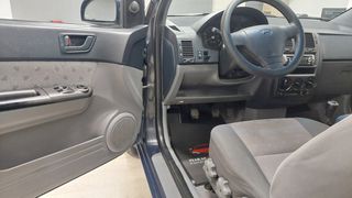 Hyundai Getz 2003 1.3 MPI 3D 82Hp-thumb-6