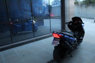 Yamaha T-MAX 500 2009 INJECTION-thumb-2
