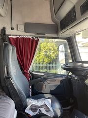 Volvo 2011 FH-thumb-10