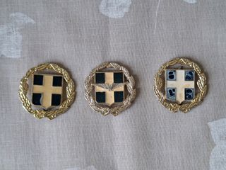 Στρατιωτικά εθνόσημα (3). Διάμετρος 3,5 εκατοστά