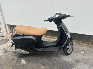 Piaggio Vespa 2006 LX150-thumb-3