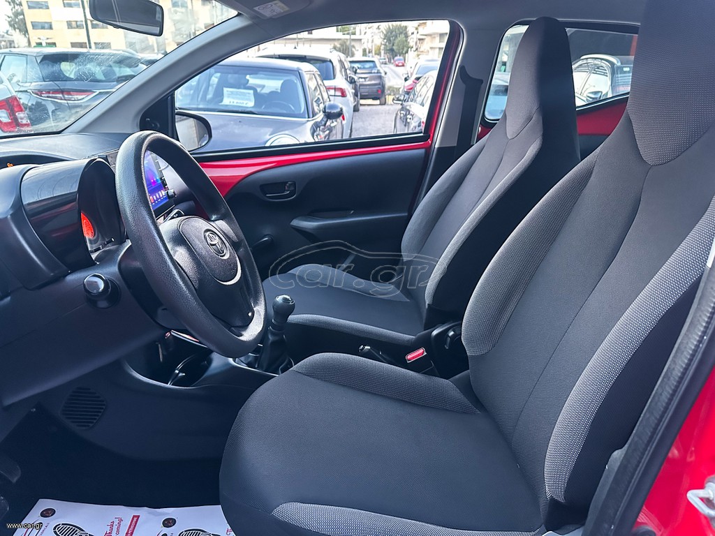 Toyota Aygo thumbnail 12