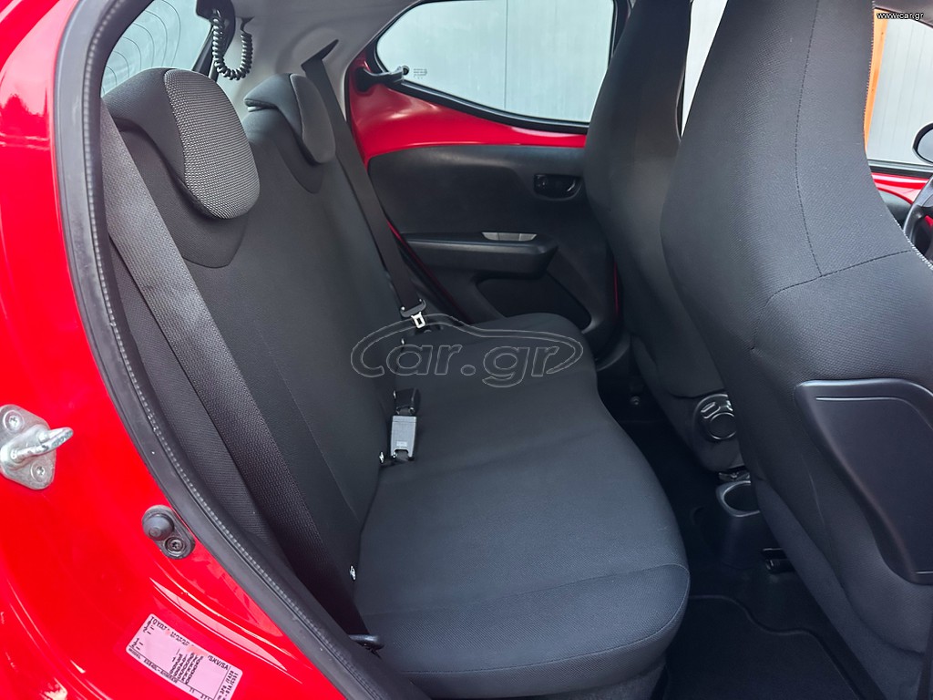 Toyota Aygo thumbnail 15