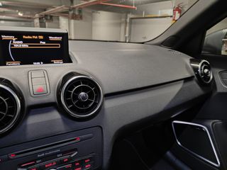 Audi A1 2012 Sline 185ps DSG F1 / BOSE / ΔΕΡΜΑ-thumb-37