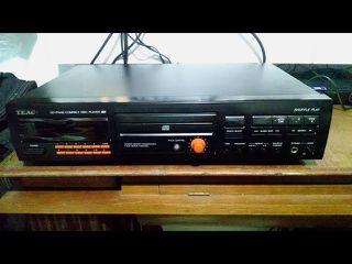 CD PLAYER   TEAC   CD - P 1440-thumb-3