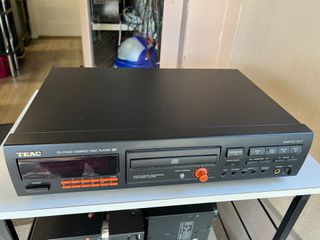 CD PLAYER   TEAC   CD - P 1440-thumb-4