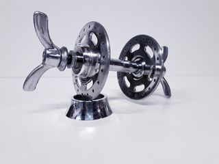 NEW STAR HIGH FLANGE 36 HOLES FRONT HUB NOS
