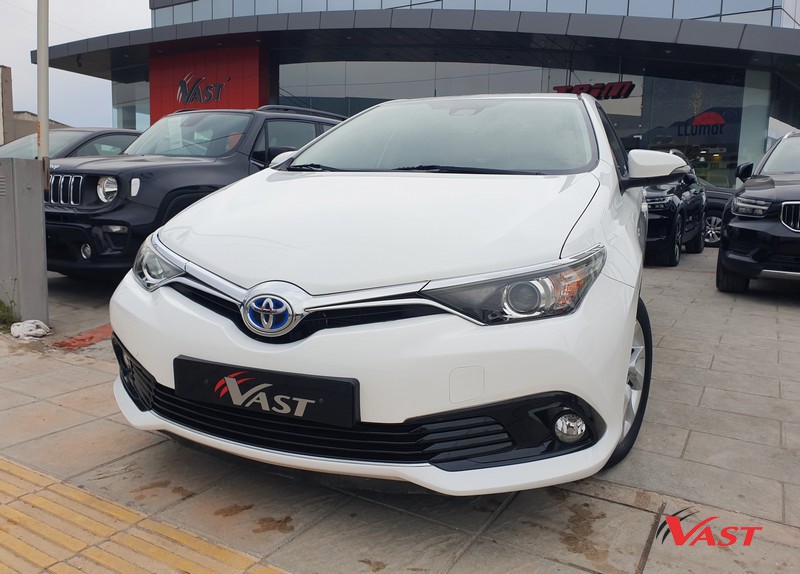 Toyota Auris 2018 HYBRID Active Auto 1800cc 136hp Hybrid