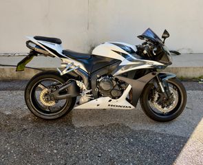Honda CBR 600RR 2007 PC40-thumb-1