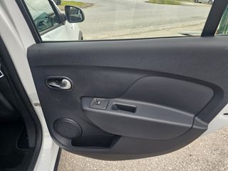 Dacia Sandero 2018 Stepway 0.9 TCe Style-thumb-73