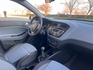 Hyundai i 20 2017 Go edition-thumb-4