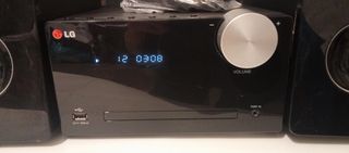 LG CM2440 BLUETOOTH/USB/CD/MP3/PORTABLE IN/TUNER