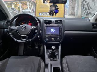 Volkswagen Jetta 2008 r line