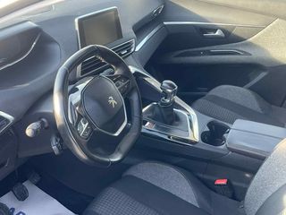 Peugeot 3008 2018-thumb-11
