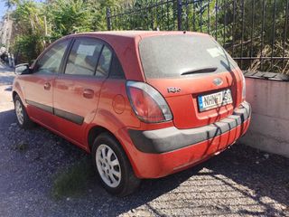 Kia Rio 2007-thumb-2