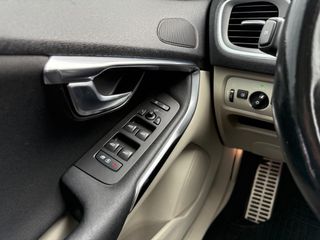 Volvo V40 2012 MOMENTUM/PANORAMA/-thumb-35
