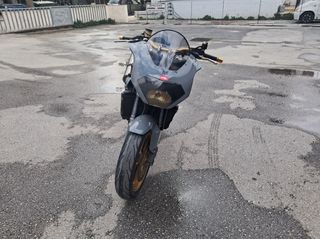 Aprilia Tuono 2005-thumb-3