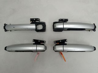 SUZUKI SPLASH '08 1.2 16V (5Θ) ΧΕΡΟΥΛΙΑ ΠΟΡΤΩΝ ΕΞΩΤΕΡΙΚΑ ΑΣΗΜΙ (Ε.ΑΡΙΣΤ,Ε.ΔΕΞΙ,Π.ΑΡΙΣΤ,Π.ΔΕΞΙ) ΚΑΙ ΜΥΛΟΣ ΑΡΙΣΤΕΡΗΣ ΠΟΡΤΑΣ (Κ)