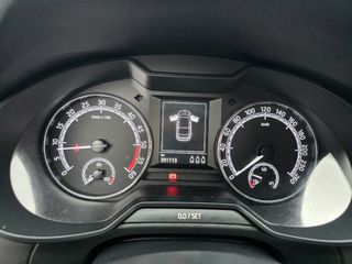 Skoda Octavia 2018 1.6 TDI-thumb-12