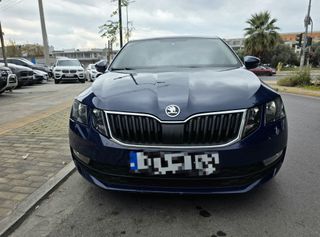 Skoda Octavia 2018 1.6 TDI-thumb-7