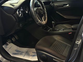 Mercedes-Benz A 180 2013 BlueEfficiency Premium AMG LINE-thumb-17