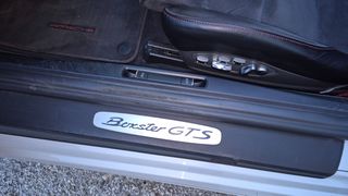 Porsche Boxster 2019 718 GTS-thumb-13