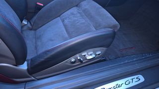 Porsche Boxster 2019 718 GTS-thumb-22