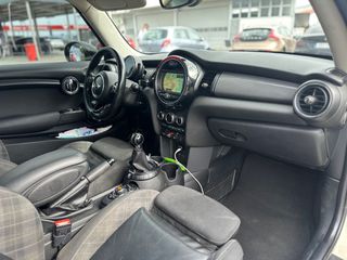 Mini Cooper D 2015-thumb-9