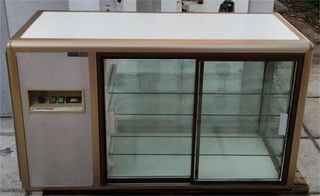 Βιτρίνα Ψυχόμενη Επιτραπέζια 118x50x72Cm TECFRIGO - Μεταχειρισμένη.