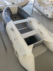 Fun Boats 2026 F330S WOODEN FLOOR