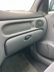 RENAULT MEGANE-thumb-6